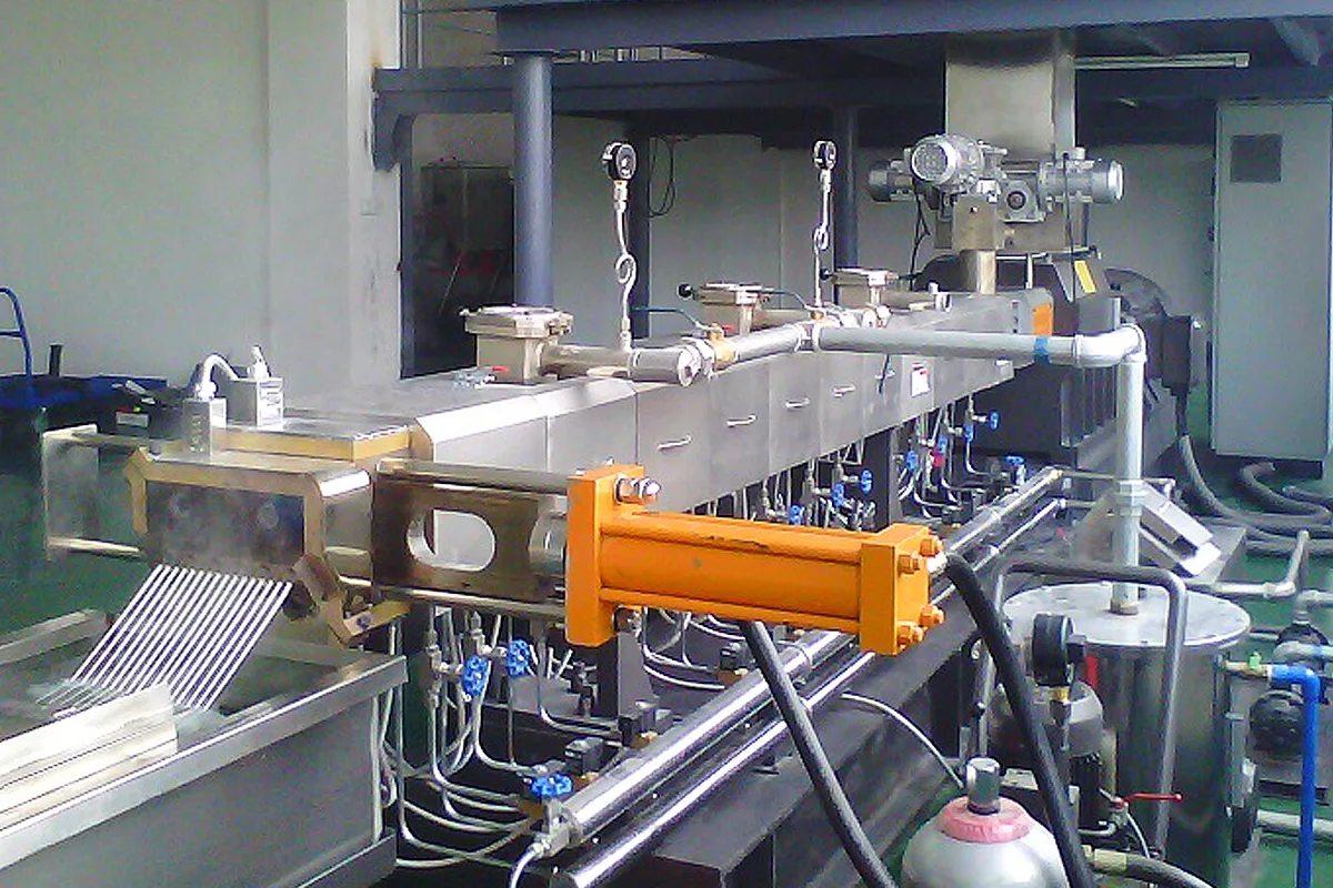 pet flakes pelletizer 01