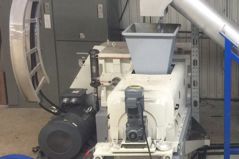 PP PE Film Regrind Recycling Line Plastic Recycling Machines