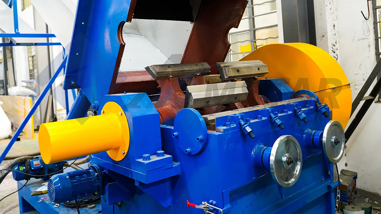 SWHB1000 Plastic Granulator: Blade Replacement Guide